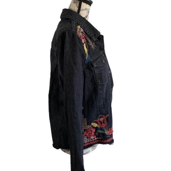 Mi ami women’s M embroidered black denim jacket - Picture 8 of 12